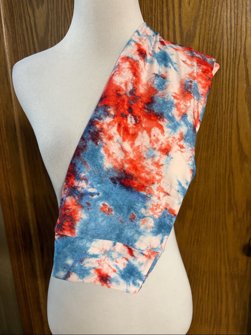 LuLaRoe Red, Blue & White Tie-Dye Leggings
